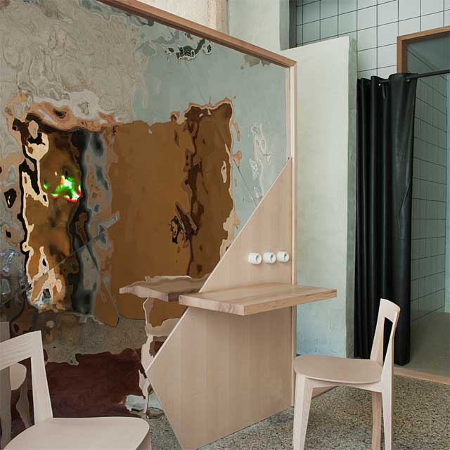 France, Arles, Le Collateral, Philippe Schiepan, Wall Decoration EXYD-M, Photo Joanna Maclennan