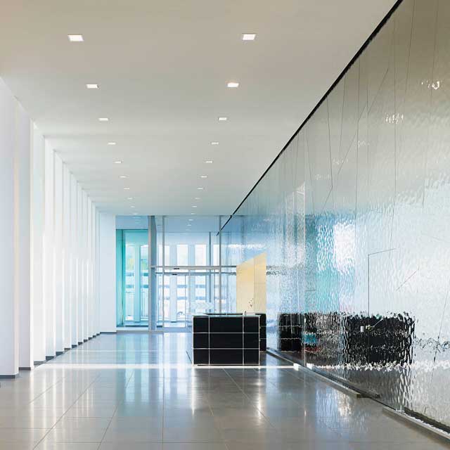 Luxembourg, Belval, Administration Building, Entrance Hall, Wall Cladding EXYD-M, Photo Lukas Roth, Cologne