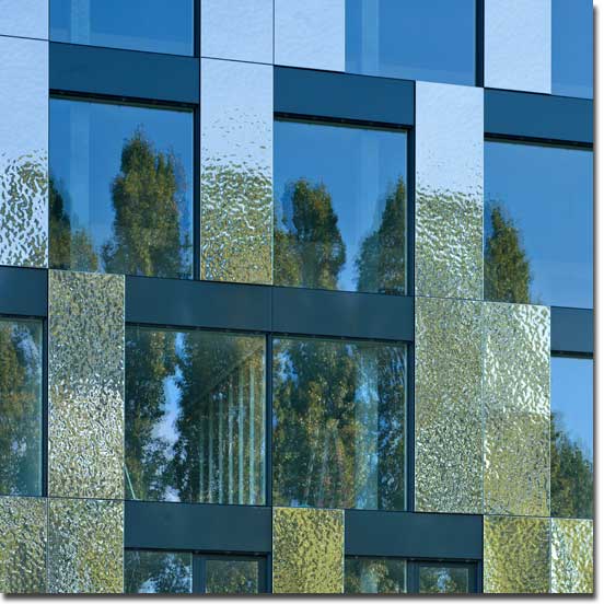 G&eacute;opolis in Lausanne, Facade Partly Cladded with EXYD-M. Photo: Thomas Jantscher, September 2011.