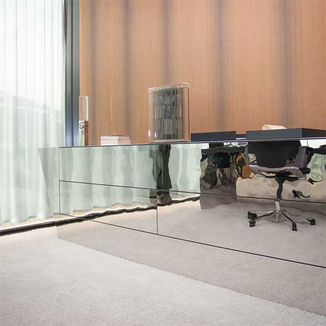 Liechtenstein, Vaduz, Architect Daniel Hildmann, Desk With Product Line EXYD-M, Photo Oliver Hartmann