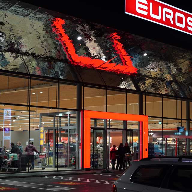 Austria, Altheim, Supermarket EUROSPAR, Soffit EXYD-M, Photo EXYD