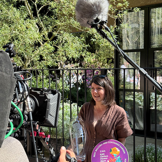 Ashleigh Aylett is awarded a Gold Medal at the ‘Chelsea Flower Show 2025’ for ‘Blue Mind Garden’ &middot; Photo: EXYD, 2025