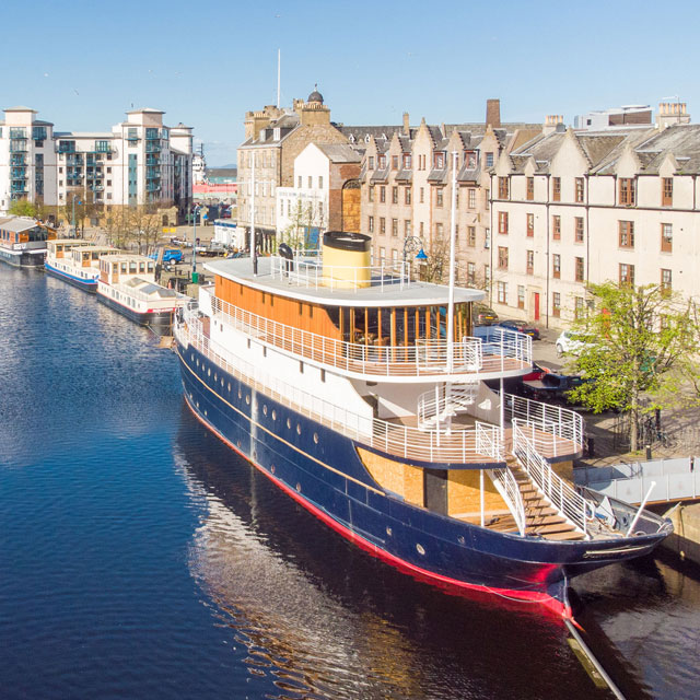 UK, Scotland, Edinburgh, Floating Hotel Mist, Ceiling Panels EXYD-M, Photo Mist, 2021