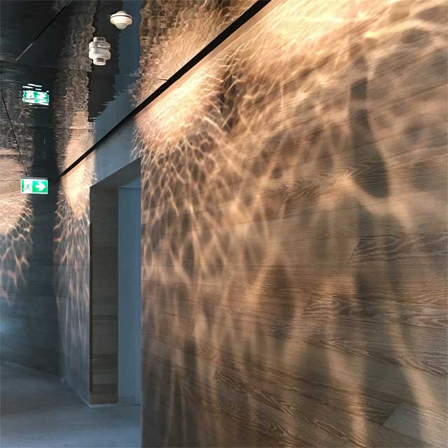Germany, Frankfurt, Residence Tower Axis, Side Corridors On The Entrance Floor, Ceiling System Schumann, Surface EXYD-M Generates Light Patterns (Caustics), Photo EXYD