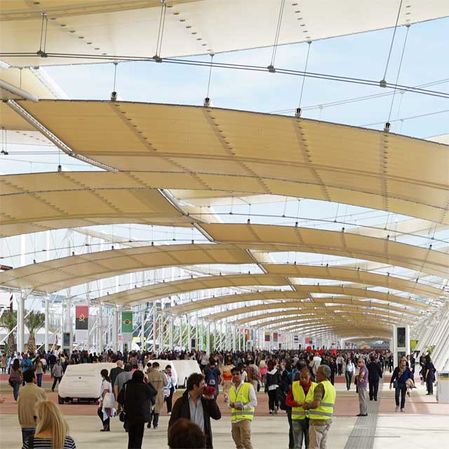 Italy, Milan, EXPO 2015, Decumano: East-West Axis with National Pavilions, Photo EXYD, 2015