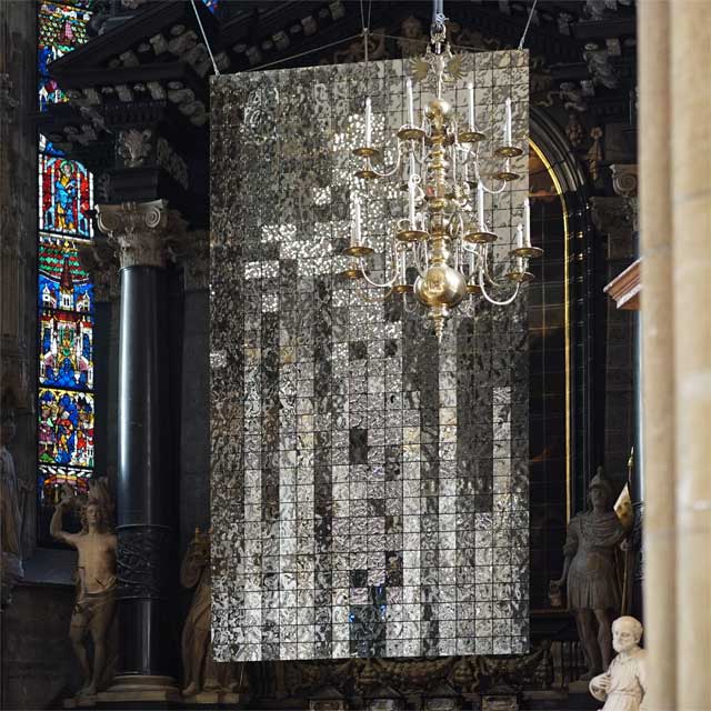 Austria, Vienna, St. Stephen's Cathedral, Lenten Cloth 2019, Peter Baldinger, Temporary Art Installation 'Echo Curtain' with EXYD-M and EXYD-D, Photo EXYD