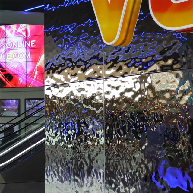 Westfield Stratford City, Second Floor, Cinema Vue, Stainless Steel Wall Type EXYD-M, Photo EXYD, 2011